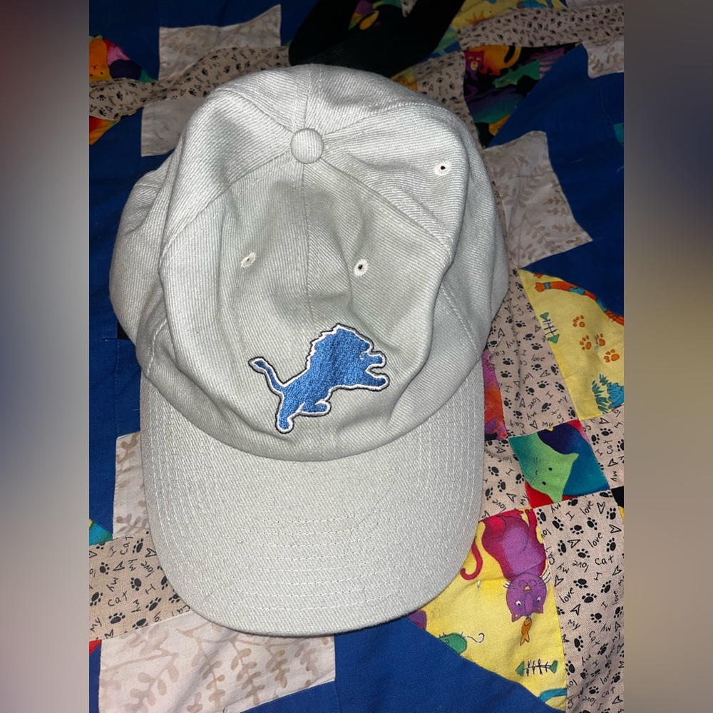 Official NFL Detroit Lions Adjustable Ball Cap